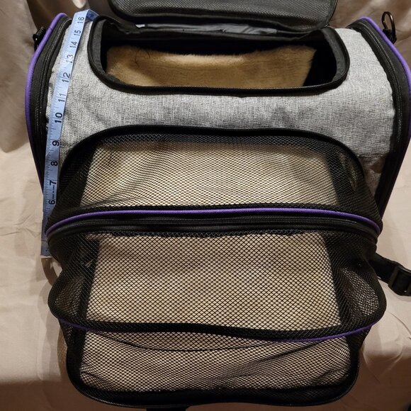 Small Collaspible Pet Carrier - Picture 6 of 10
